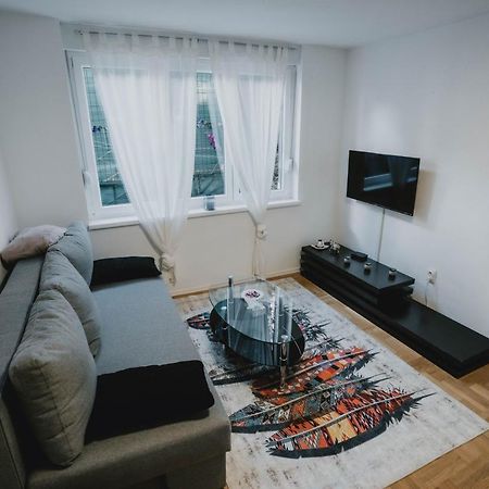 Apartman Daris 2 Сараево Екстериор снимка